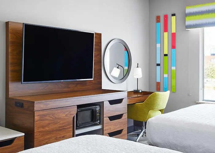Hampton Inn & Suites Ridgecrest