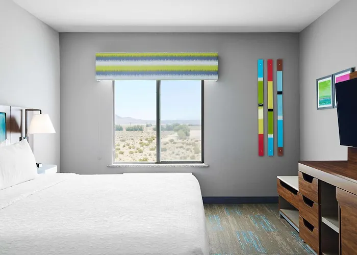 Hampton Inn & Suites Ridgecrest