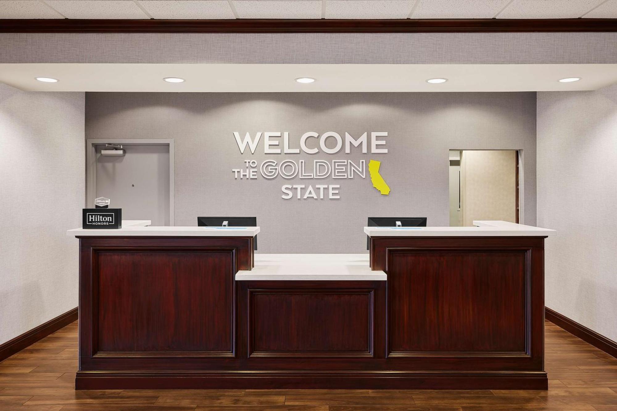Hampton & Hotel Ridgecrest