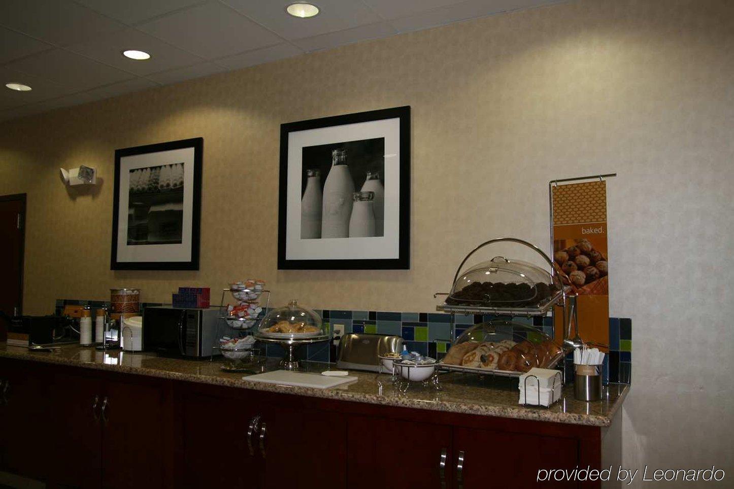 Hotel Hampton &