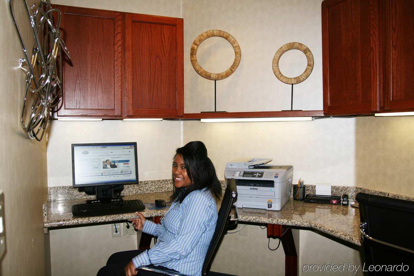 Hampton & 3* Ridgecrest