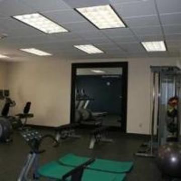 Hotel Hampton & Ridgecrest